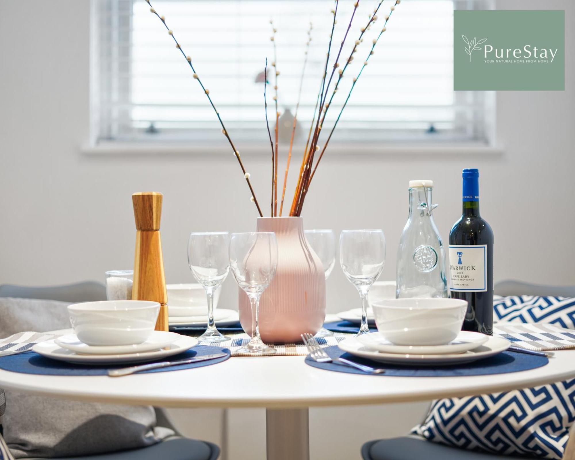 Stunning Two Bed Leamington Apartment With Free Wifi By Purestay Short Lets & Serviced Accommodation Bagian luar foto