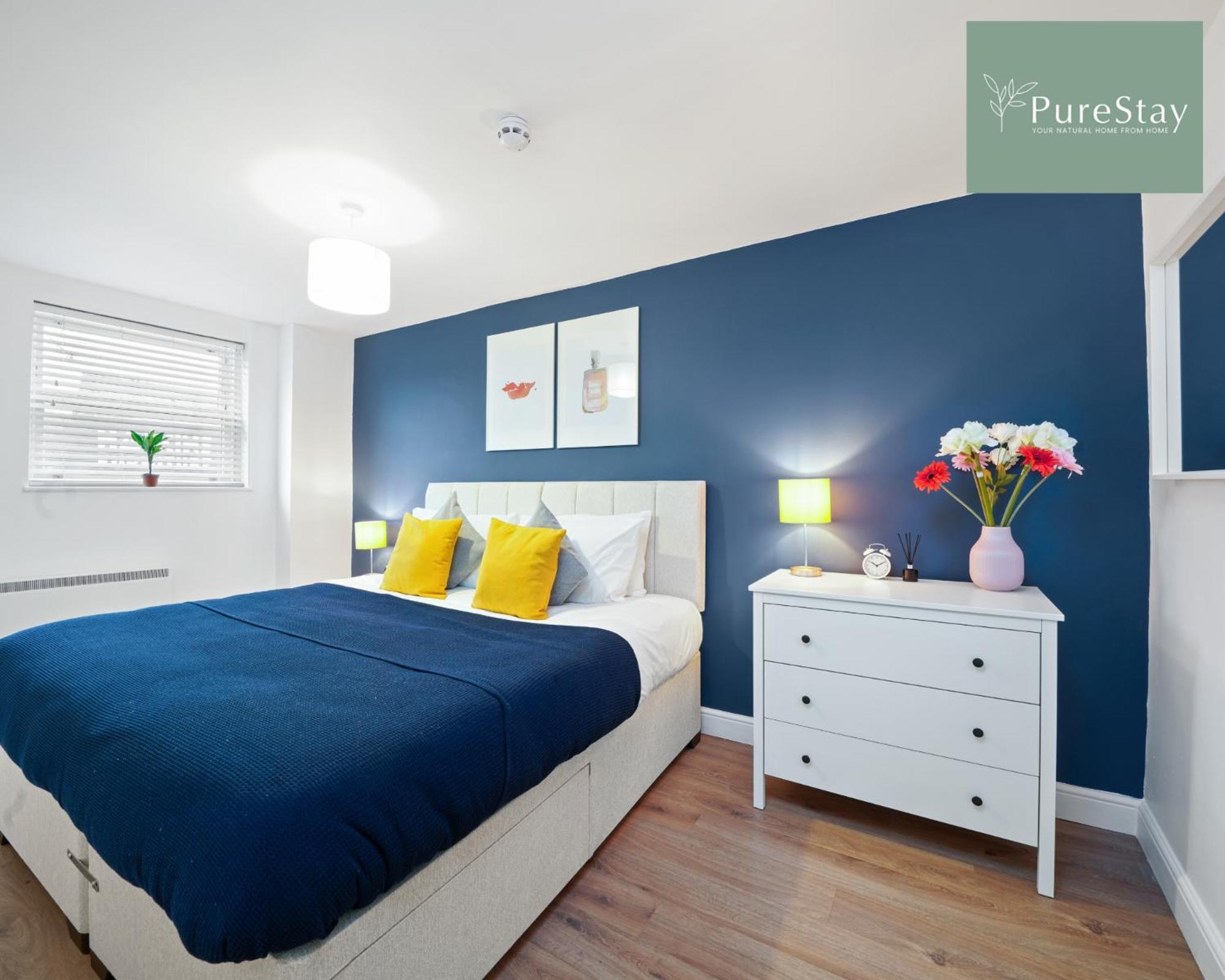 Stunning Two Bed Leamington Apartment With Free Wifi By Purestay Short Lets & Serviced Accommodation Bagian luar foto