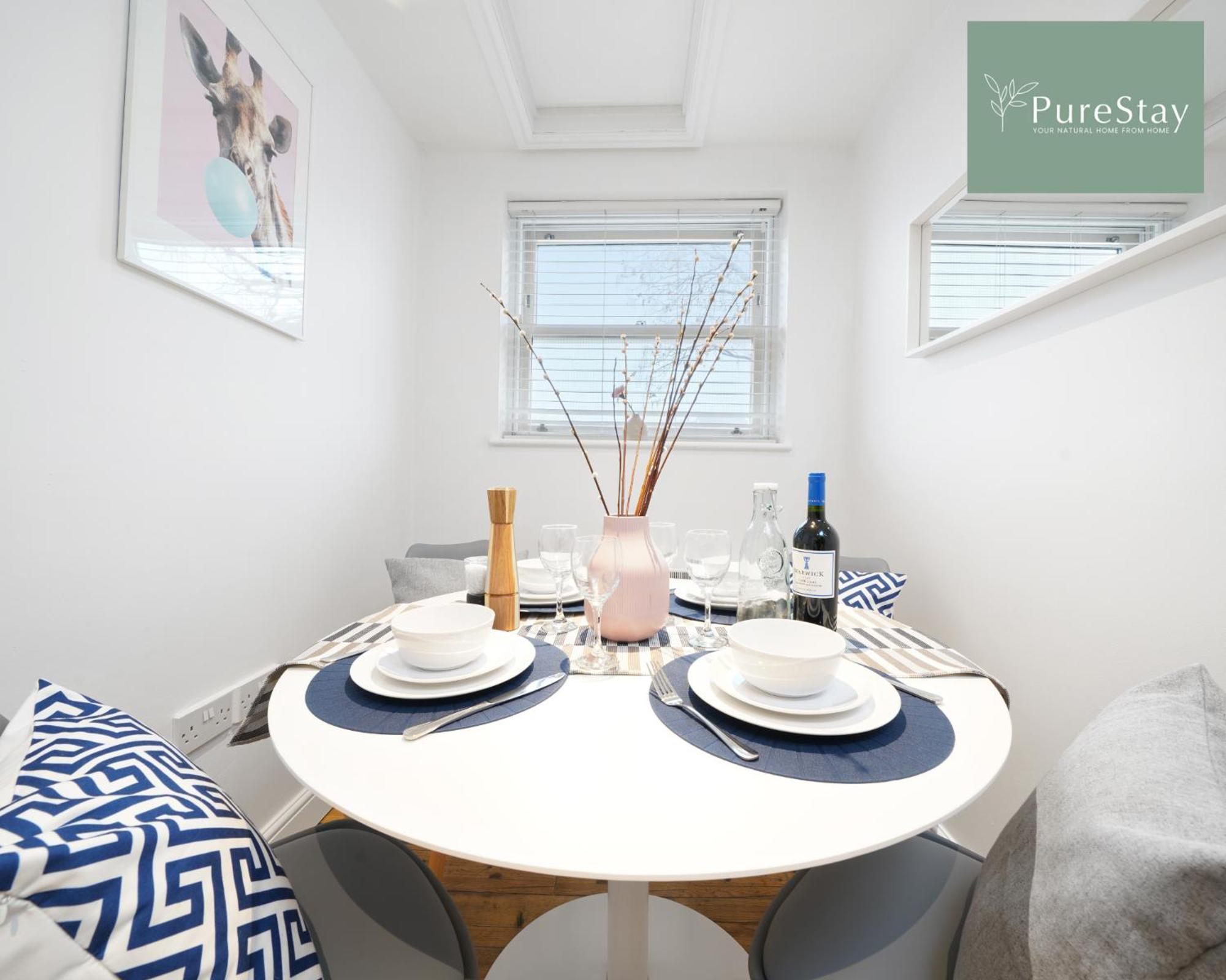 Stunning Two Bed Leamington Apartment With Free Wifi By Purestay Short Lets & Serviced Accommodation Bagian luar foto